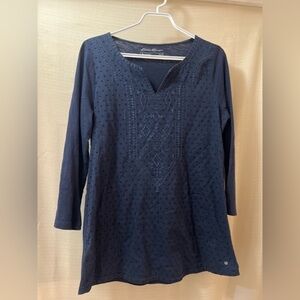 ⚫️ BOGO Elegant Eddie Bauer Navy Tunic with Embroidery size medium